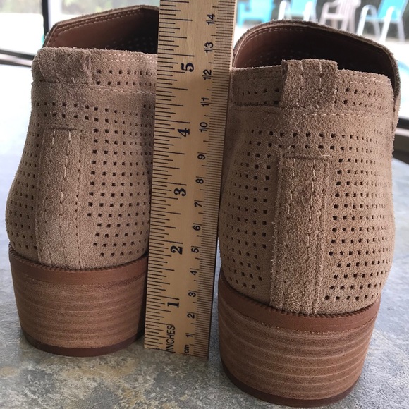 *SOLD* Franco Sarto Ankle Boots, Tan, Size 10 - Picture 6 of 8